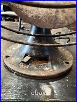 10 1939 Antique EMERSON ELECTRIC 2450B Oscillating Cast Iron Metal Electric Fan 10 1939 Antique EMERSON ELECTRIC 2450B Oscillating Cast Iron Metal Electric Fan
