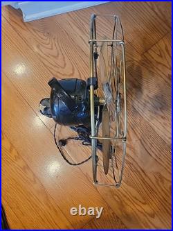 16 3 STAR GE Oscillating Fan, Brass Cage and Blades, 3 Speeds, 1917 16 3 STAR GE Oscillating Fan, Brass Cage and Blades, 3 Speeds, 1917