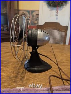 1940's WW2 Era Mastercraft Desk Fan With Spider Web Cage With Voltage Regulator