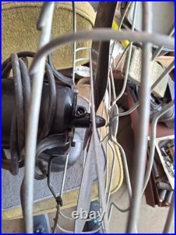 1940s Signal 1251 3-Speed 4 Blade Oscillating Fan in Black