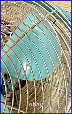 1950s Mid-Century Emerson Electric Seabreeze Roll-About Adjustable 2-Speed Fan 1950s Mid-Century Emerson Electric Seabreeze Roll-About Adjustable 2-Speed Fan
