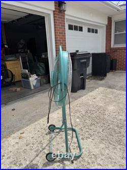 1950s Mid-Century Emerson Electric Seabreeze Roll-About Adjustable 2-Speed Fan 1950s Mid-Century Emerson Electric Seabreeze Roll-About Adjustable 2-Speed Fan