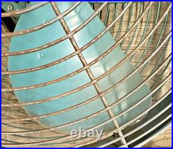 1950s Mid-Century Emerson Electric Seabreeze Roll-About Adjustable 2-Speed Fan 1950s Mid-Century Emerson Electric Seabreeze Roll-About Adjustable 2-Speed Fan