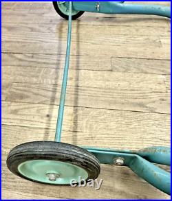 1950s Mid-Century Emerson Electric Seabreeze Roll-About Adjustable 2-Speed Fan 1950s Mid-Century Emerson Electric Seabreeze Roll-About Adjustable 2-Speed Fan