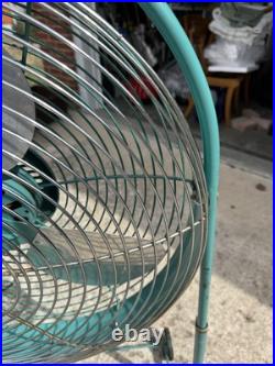 1950s Mid-Century Emerson Electric Seabreeze Roll-About Adjustable 2-Speed Fan 1950s Mid-Century Emerson Electric Seabreeze Roll-About Adjustable 2-Speed Fan