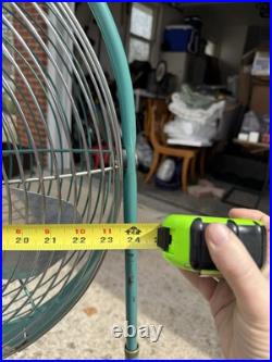 1950s Mid-Century Emerson Electric Seabreeze Roll-About Adjustable 2-Speed Fan 1950s Mid-Century Emerson Electric Seabreeze Roll-About Adjustable 2-Speed Fan