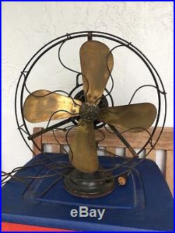 Antique 16 GE 3 Speed Cast Iron Oscillating Fan Brass Blades AOU 75425 WORKS