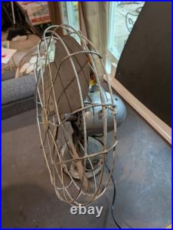 Antique 18 Emerson Electric 3-Speed Fan Model 79648SH. IT WORKS