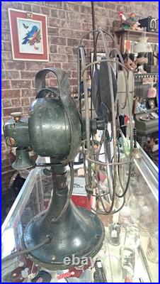 Antique 1930's GE 16 Four Blade Three Speed Oscillating Fan Cat #75425 Works