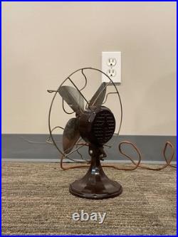 Antique 8 Gem Fan Metal Blade & Bakelite Base Works Desk Or Table