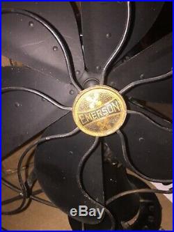 Antique Emerson 29668 16.5 6 Blade Fan Runs & Oscillates