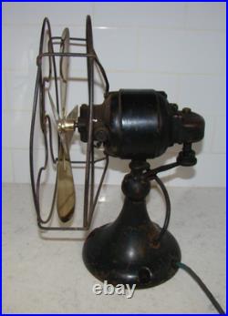 Antique Emerson Northwind 10 Brass Blade 450 Oscillating Electric Fan