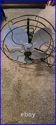 Antique GENERAL ELECTRIC Oscillating 16 Blade Fan Type AOU GE Fan Working
