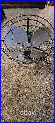 Antique GENERAL ELECTRIC Oscillating 16 Blade Fan Type AOU GE Fan Working