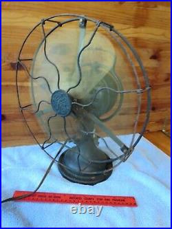 Antique GE General Electric Fan 4 Blades Oscillating Vintage S-H50302 Working Antique GE General Electric Fan 4 Blades Oscillating Vintage S-H50302 Working