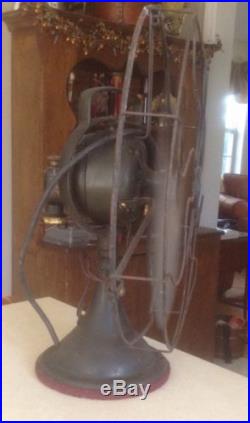 Antique GE General Electric Oscillating 17 1/2 Brass Blade Fan