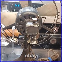 Antique General Electric Cast Iron Oscillating Fan, 110/ 120, 60 Cyc. No 20227 Antique General Electric Cast Iron Oscillating Fan, 110/ 120, 60 Cyc. No 20227
