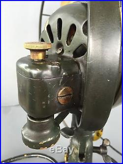 Antique General Electric GE 16 Brass Blade Fan FORM V2 oscillating Dark Green