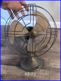Antique General Electric GE 3 Blade Black Table Desk Oscillating Fan 273100-1