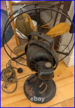 Antique General Electric GE Type AOU 4 Brass Blade Oscillating Fan All Original