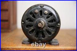 Antique Gillespie Alternating Electric Motor Fan Base tool pancake industrial
