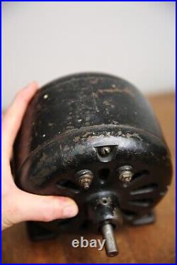 Antique Gillespie Alternating Electric Motor Fan Base tool pancake industrial
