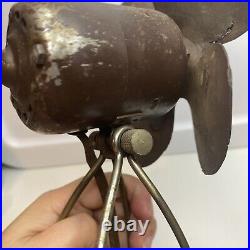 Antique Heinze Electric Co 115V Desk Fan Rubber Blade Sold As It 9 Tall