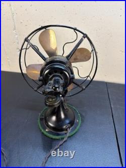 Antique Home Office Us Cast Iron Brass Blade Robbins Myers Oscillating Motor Fan