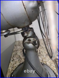 Antique Vintage 17 Emerson Fan 3 Speed, 4 blade Model 79648 SD. Working well