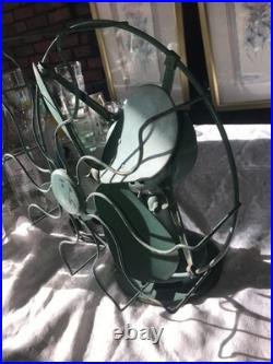 Antique WESTINGHOUSE 315734 A 15 Tall DESK FAN 4 Blade GREEN 3 Speed 15 Pounds