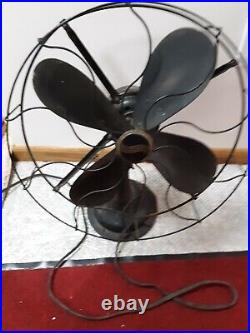 Antique WORKING Westinghouse 3 Speed Oscillating 4 Blade Fan Style 516873A