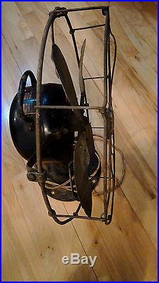 Antique fan, Emerson Type 21646, 65 watts