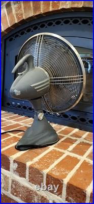 Casablana The Moderne Oscillating Table Fan 16 2968C Art Deco Vintage Fan WORKS
