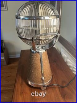 Fargo Fanimation Vintage Antique Globe Fan. Almost brand new. Fan works