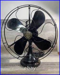 Hunter Fan & Motor Co Type 16 4-Blade 3 speed Serial No SR13699 Fulton, N. Y