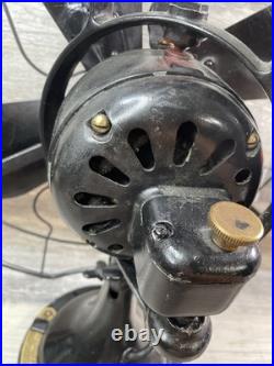 Hunter Fan & Motor Co Type 16 4-Blade 3 speed Serial No SR13699 Fulton, N. Y