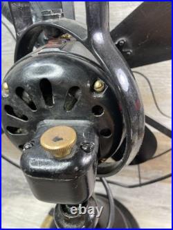 Hunter Fan & Motor Co Type 16 4-Blade 3 speed Serial No SR13699 Fulton, N. Y