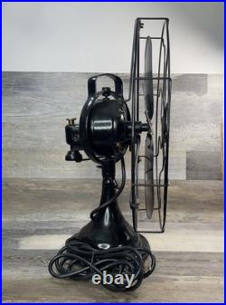 Hunter Fan & Motor Co Type 16 4-Blade 3 speed Serial No SR13699 Fulton, N. Y