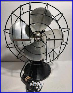 Hunter Zephair Vintage Fan 1946-1949 235 C-12