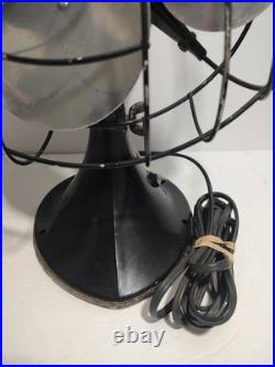Hunter Zephair Vintage Fan 1946-1949 235 C-12