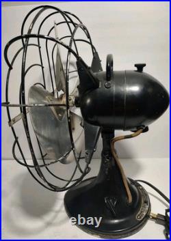 Hunter Zephair Vintage Fan 1946-1949 235 C-12