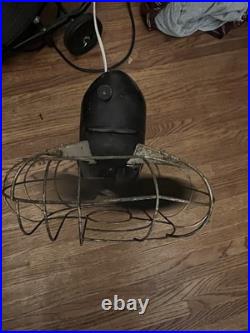Hunter Zephair Vintage Oscillating Electric Fan CAT. NO. C-1255 Type-C-12 AC Runs