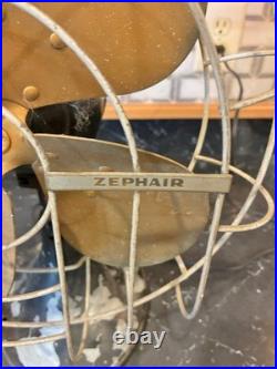 Hunter Zephair Vtg. Oscillating Fan CAT. NO. 235 TYPE C-12 WORKS withGold Blades