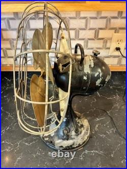 Hunter Zephair Vtg. Oscillating Fan CAT. NO. 235 TYPE C-12 WORKS withGold Blades