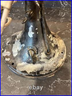 Hunter Zephair Vtg. Oscillating Fan CAT. NO. 235 TYPE C-12 WORKS withGold Blades