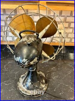 Hunter Zephair Vtg. Oscillating Fan CAT. NO. 235 TYPE C-12 WORKS withGold Blades