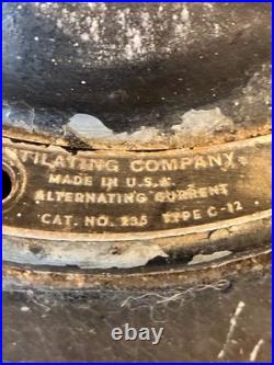 Hunter Zephair Vtg. Oscillating Fan CAT. NO. 235 TYPE C-12 WORKS withGold Blades