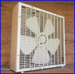 Lakewood Model S-223 20 Portable 3 Speed 5700 CFM Electric Box Fan Lakewood Model S-223 20 Portable 3 Speed 5700 CFM Electric Box Fan