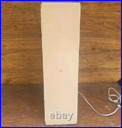 Lakewood Model S-223 20 Portable 3 Speed 5700 CFM Electric Box Fan Lakewood Model S-223 20 Portable 3 Speed 5700 CFM Electric Box Fan