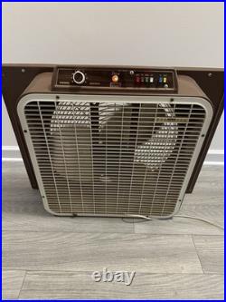 Montgomery Ward Deluxe 20 Box Fan In/Out Thermostat Reversible Vintage